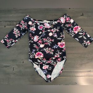 EXPRESS One-Eleven Floral Off-Shoulder Bodysuit size Medium